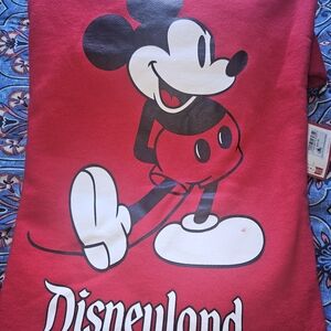 Disney Parks Disneyland Standing Mickey Mouse Classic Red Pullover Sweater Large